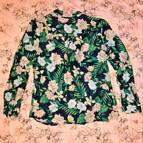 Old Navy Woman's Tropical Blouse Size Large - Picture 10 of 10